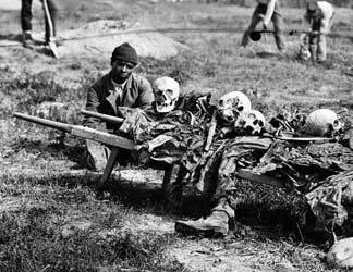  2015/08/burial-party-civil-war-t.jpg 