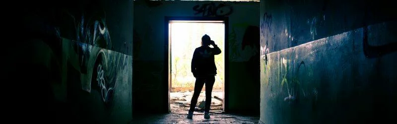  2016/04/Shadow-in-Doorway-800x250-1.jpg 