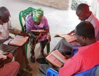  2016/07/pastors-learning_324x250.jpg 