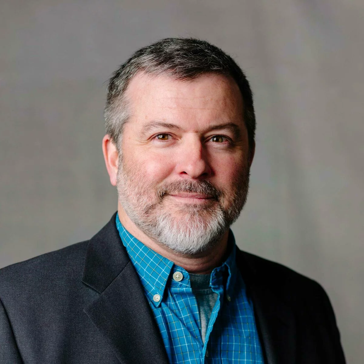  2021/09/Timothy-Padgett-Headshot.jpg 