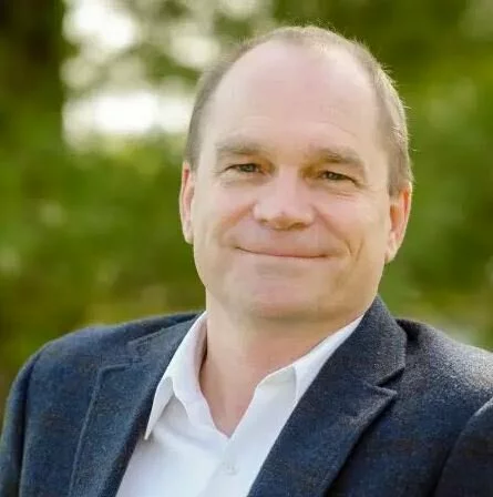  2023/10/John-Monson-Headshot.jpg 